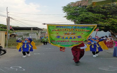 Drumband Pesona Nada Memukau Penonton di Karnaval Haul Sayyid Ismail Desa Janti Jogoroto Jombang